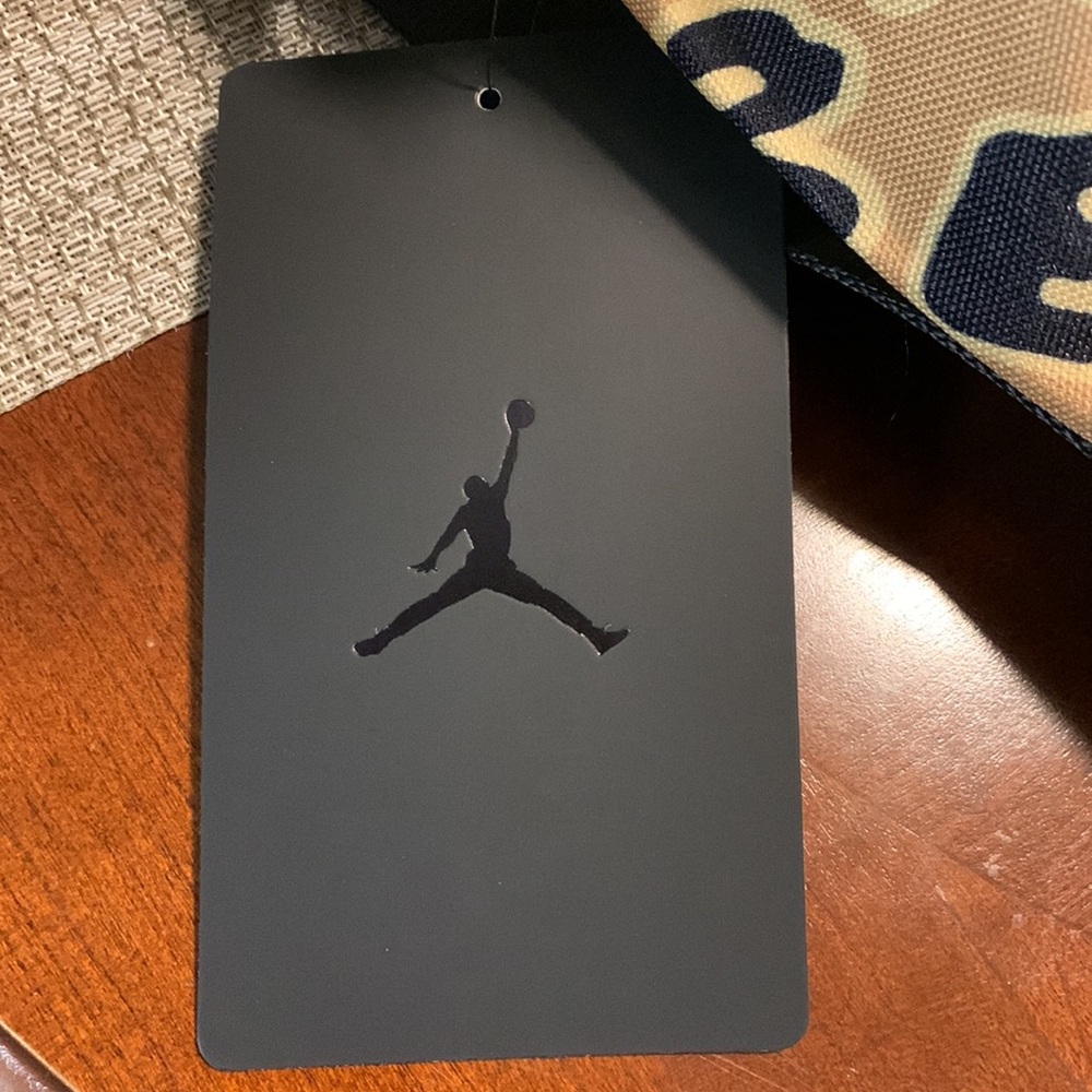Jordan pack - Picture 3 of 6